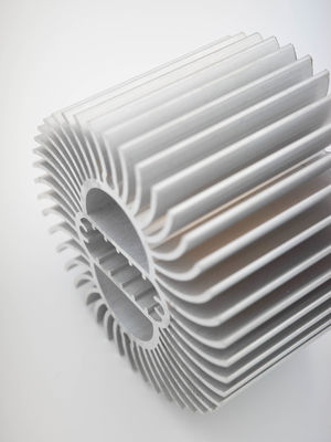 Heatsink Ekstrusi Aluminium Stabil Antirust, Profil Aluminium Ekstrusi Otomotif