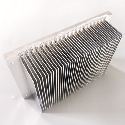 IGBT Antirust Heat Sink Aluminium Besar Komponen Elektronik Pitch 4mm